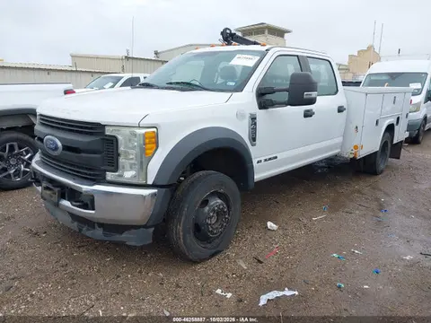 2017 Ford F-450 Chassis Xl VIN 1FD0W4HTXHEC61666 фото 2