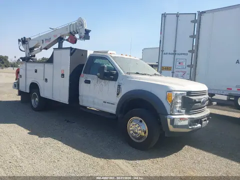 1FDUF5GT1HEE29204 — 2017 Ford F-550 Chassis Xl, Задняя часть справа (Right Rear), фото до ремонта