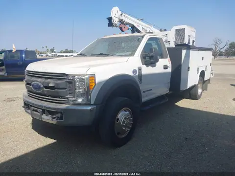 2017 Ford F-550 Chassis Xl VIN 1FDUF5GT1HEE29204 фото 2