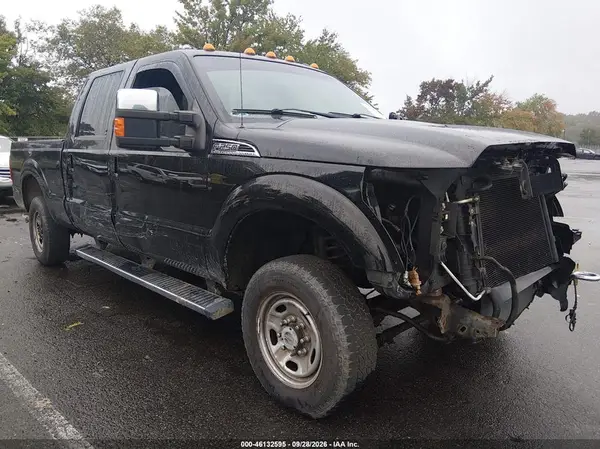 1FT7W2B60GED08003 — 2016 Ford F250, Передняя часть (Front End), фото до ремонта