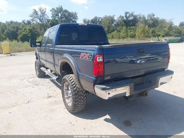 1FT7W2BT0GEB38019 — 2016 Ford F250, фото 3 с аукциона IAAI, Не указано