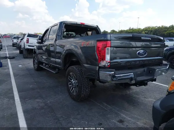 1FT7W2BT7HED91842 — 2017 Ford F250, фото 3 с аукциона IAAI 15.10.2026, Правый бок