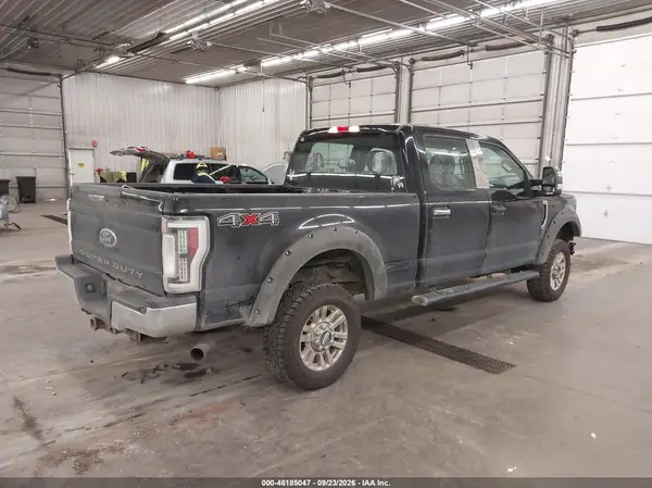 1FT7W2B67HEB29295 — 2017 Ford F250, фото 4 с аукциона IAAI, Передняя часть