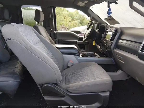 1FT7X2B69JEB03039 — 2018 Ford F250, Передняя часть (Front & Rear), фото до ремонта