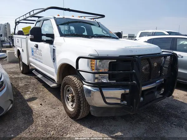1FT7X2B62JEB41826 — 2018 Ford F250, Левый бок (Left Side), фото до ремонта