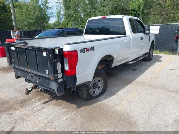 1FT7X2B64JEC83966 — 2018 Ford F250, фото 4 с аукциона IAAI, Правый бок
