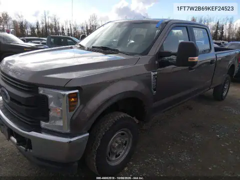 2019 Ford F-250 Xl VIN 1FT7W2B69KEF24523 фото 3
