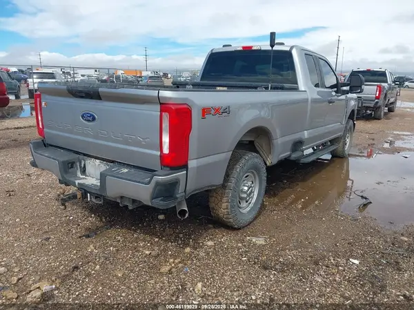 1FT7X2BA2REC09073 — 2024 Ford F250, фото 4 с аукциона IAAI 06.10.2026, Левый бок