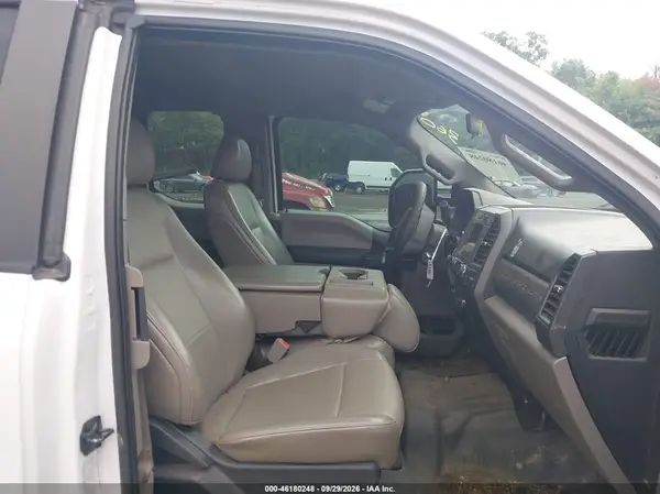 1FT8X3B66KED23668 — 2019 Ford F350, Передняя часть (Front End), фото до ремонта