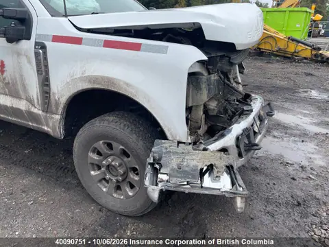 1FT8W3BN1PEC38674 — 2023 Ford F350, Передняя часть (Front), фото до ремонта