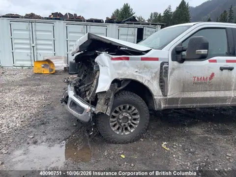 2023 Ford F350 VIN 1FT8W3BN1PEC38674 фото 2