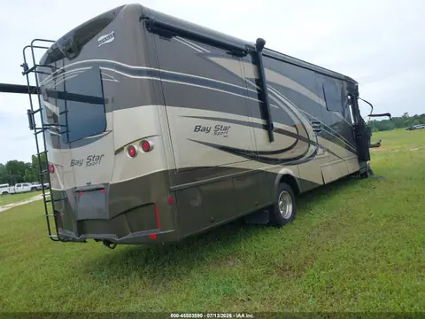 2019 Ford F53 VIN 1F66F5DY8K0A13493 фото 4
