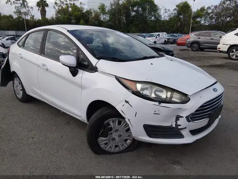 3FADP4AJ2HM126550 — 2017 Ford Fiesta S, Передняя часть справа (Right Front), фото до ремонта