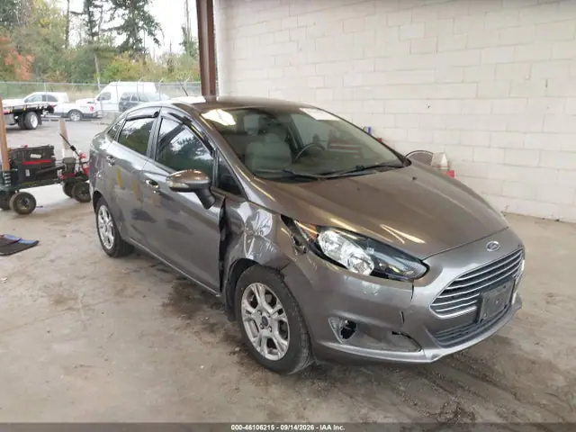 3FADP4BJ3EM235917 — 2014 Ford Fiesta SE, Передняя часть справа (Right Front), фото до ремонта
