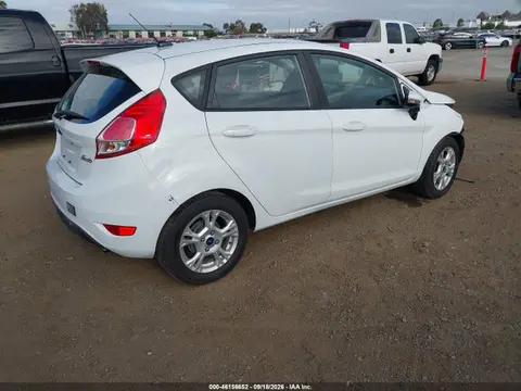 2014 Ford FIESTA SE VIN 3FADP4EJ7EM217061 фото 4