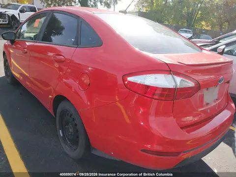 2015 Ford FIESTA SE VIN 3FADP4BJ2FM168938 фото 3