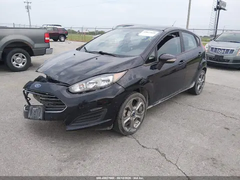 2015 Ford FIESTA SE VIN 3FADP4EJ2FM203392 фото 2
