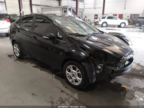 3FADP4BJ2GM154636 — 2016 Ford Fiesta SE, Передняя часть (Front End), фото до ремонта
