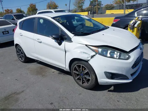3FADP4EJ6GM208273 — 2016 Ford Fiesta SE, Естественный износ (Normal Wear & Tear), фото до ремонта