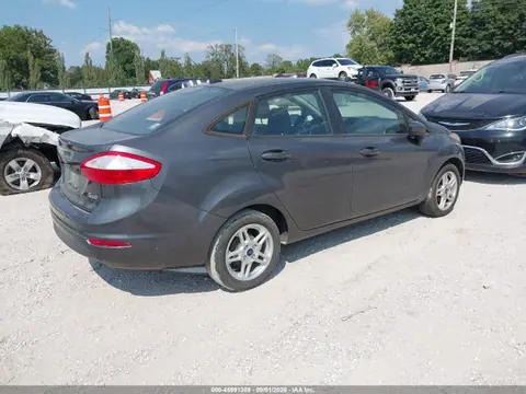 2017 Ford FIESTA SE VIN 3FADP4BJ4HM119064 фото 4