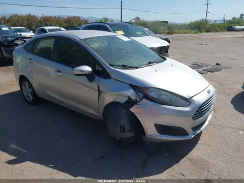 3FADP4BJ1JM147703 — 2018 Ford Fiesta SE, Передняя часть справа (Right Front), фото до ремонта