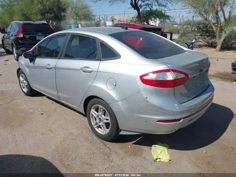 2018 Ford FIESTA SE VIN 3FADP4BJ1JM147703 фото 3