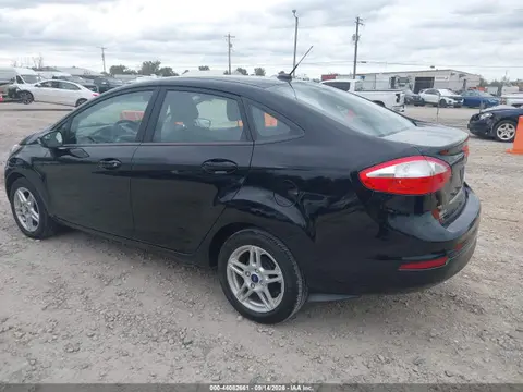 2018 Ford FIESTA SE VIN 3FADP4BJ5JM126191 фото 3