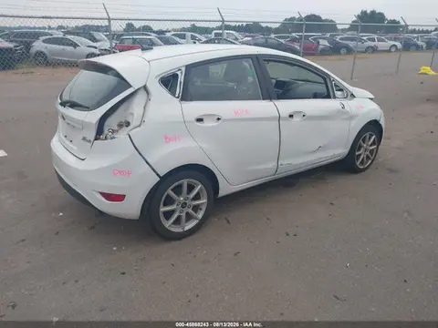 2019 Ford FIESTA SE VIN 3FADP4EJ5KM132859 фото 4