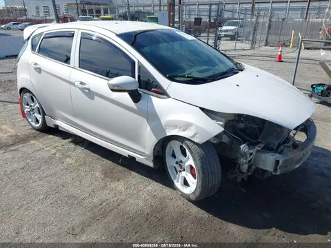 3FADP4GX0HM117356 — 2017 Ford Fiesta ST, Передняя часть слева (Left Front), фото до ремонта