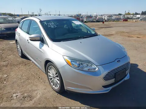 1FADP3R46GL319387 — 2016 Ford Focus Electric, Естественный износ, фото до ремонта