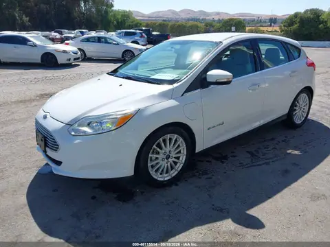 2018 Ford FOCUS ELECTRIC VIN 1FADP3R42JL296133 фото 2