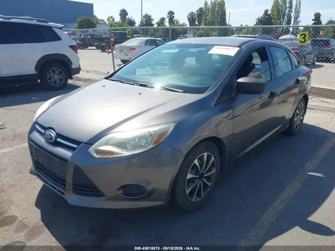 2014 Ford FOCUS S VIN 1FADP3E25EL169631 фото 2