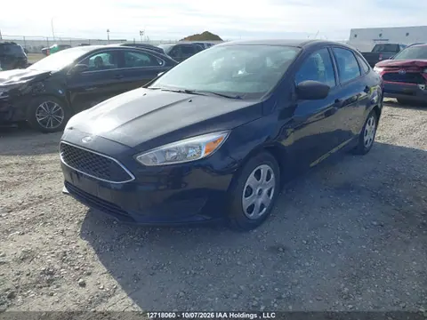 2016 Ford FOCUS S VIN 1FADP3E25GL223223 фото 2