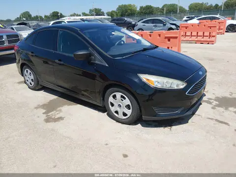 1FADP3E23HL296236 — 2017 Ford Focus S, Пресная вода (Fresh Water), фото до ремонта