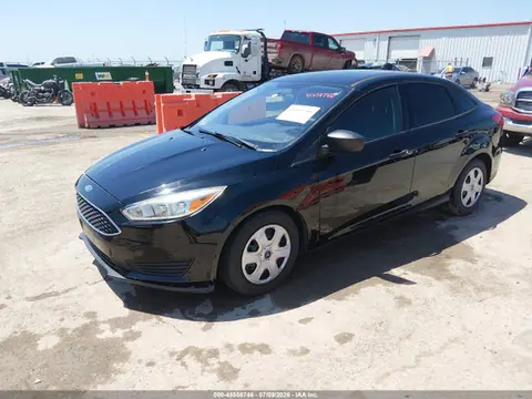 2017 Ford FOCUS S VIN 1FADP3E23HL296236 фото 2