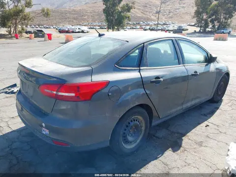 2017 Ford FOCUS S VIN 1FADP3E29HL236042 фото 4