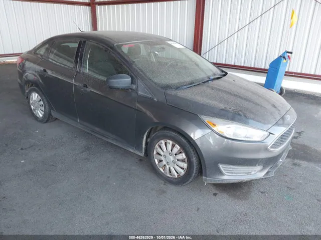 2018 Ford FOCUS S VIN 1FADP3E24JL205464 фото 1
