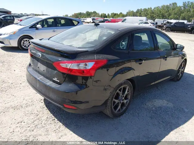 1FADP3F22EL124693 — 2014 Ford Focus SE, фото 4 с аукциона IAAI 13.10.2026, Передняя часть