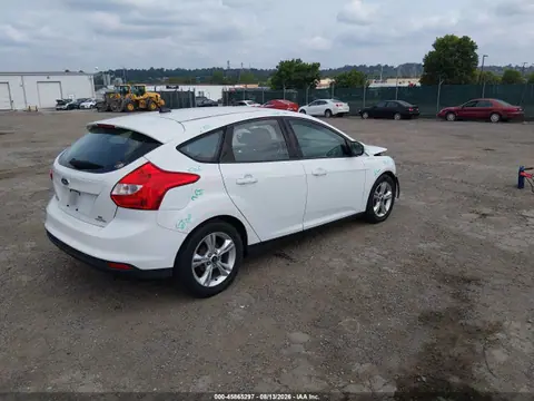 2014 Ford FOCUS SE VIN 1FADP3K21EL312675 фото 4