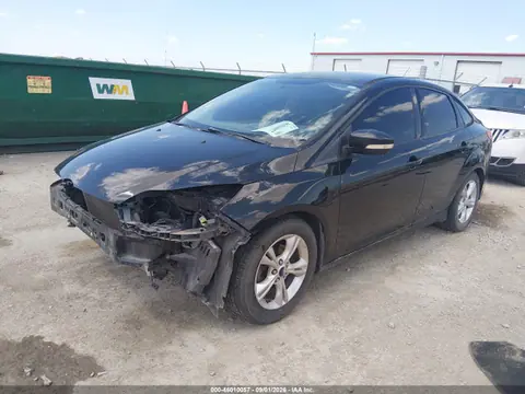 2014 Ford FOCUS SE VIN 1FADP3F25EL283904 фото 2