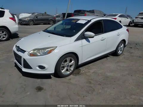 2014 Ford FOCUS SE VIN 1FADP3F25EL103627 фото 2