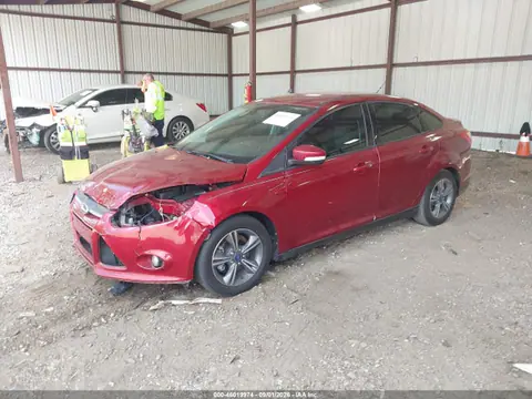2014 Ford FOCUS SE VIN 1FADP3F23EL204035 фото 2