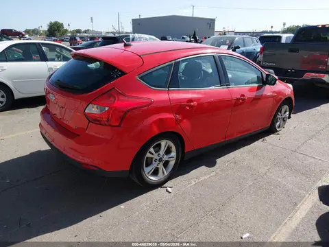 2014 Ford FOCUS SE VIN 1FADP3K20EL199768 фото 4