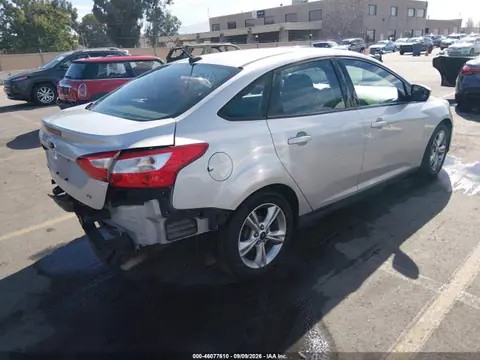 2014 Ford FOCUS SE VIN 1FADP3F27EL248068 фото 4