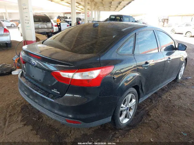 2014 Ford FOCUS SE VIN 1FADP3F22EL374810 фото 4