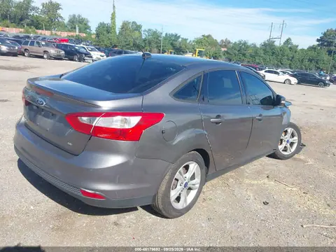 2014 Ford FOCUS SE VIN 1FADP3F2XEL353140 фото 4