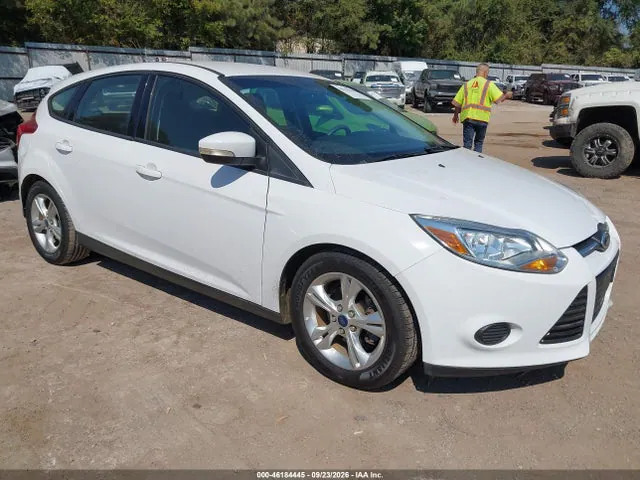 2014 Ford FOCUS SE VIN 1FADP3K2XEL286612 фото 1