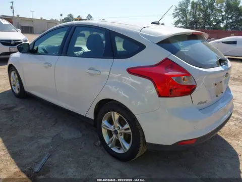 2014 Ford FOCUS SE VIN 1FADP3K2XEL286612 фото 3