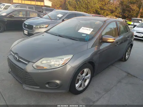 2014 Ford FOCUS SE VIN 1FADP3F20EL207877 фото 2