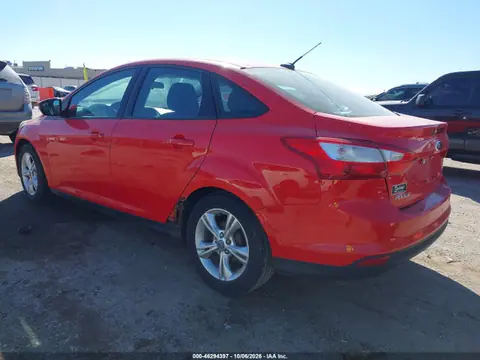 2014 Ford FOCUS SE VIN 1FADP3F29EL178539 фото 3